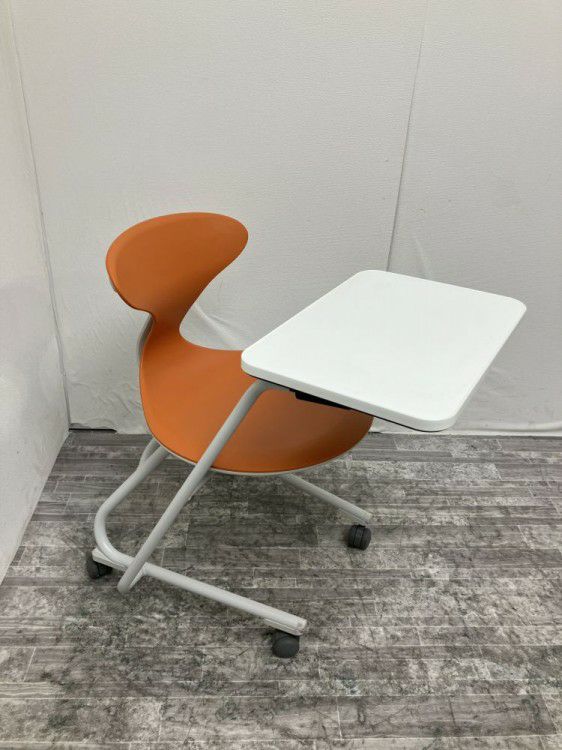 コクヨキャンパスアップシリーズ メモ台付キャンパスアップチェア 商品画像5