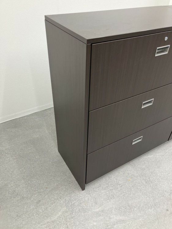 イトーキシンラインRシリーズ 3連式天板付3段ラテラル書庫 商品画像3