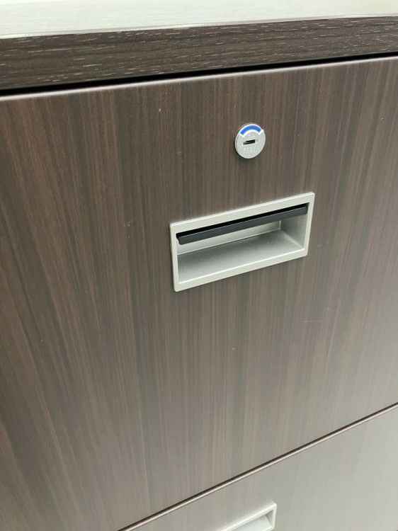 イトーキシンラインRシリーズ 3連式天板付3段ラテラル書庫 商品画像10