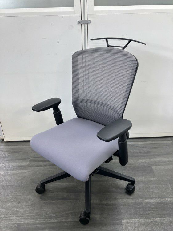 ウチダ（内田洋行）エルフィ（Elfie）チェア 可動肘付エルフィチェア 商品画像1