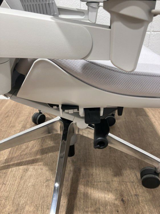 イトーキAct(アクト)チェア 可動肘付アクトチェア 商品画像6