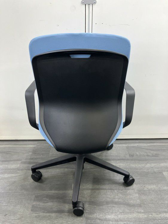 ウチダ（内田洋行）KRENE（クレネ）チェア 固定肘付クレネチェア 商品画像4