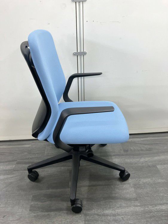 ウチダ（内田洋行）KRENE（クレネ）チェア 固定肘付クレネチェア 商品画像5