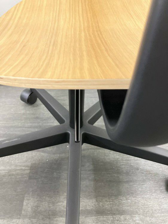 ウチダ（内田洋行）MUシリーズ 固定肘付MUチェア 商品画像11