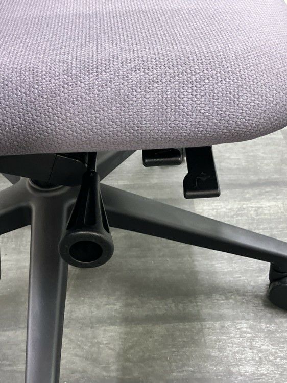 ウチダ（内田洋行）ニンバスチェア 可動肘付ニンバスチェア 商品画像6