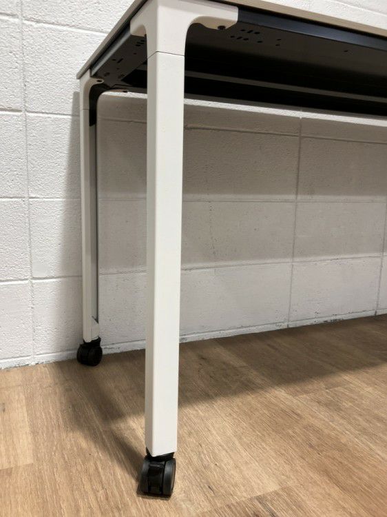 ウチダ（内田洋行）フェルベクトシリーズ ワークテーブル 商品画像6