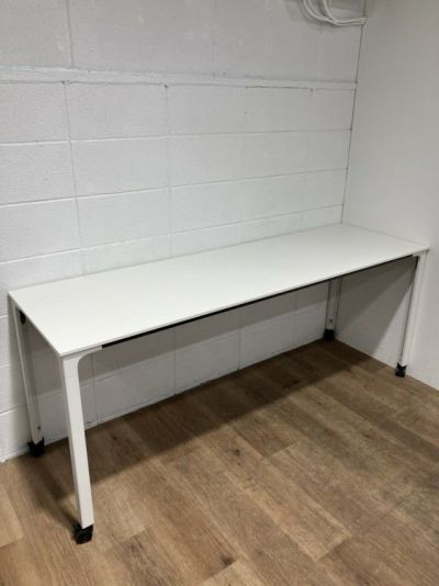 ウチダ（内田洋行）フェルベクトシリーズ ワークテーブル 商品画像1