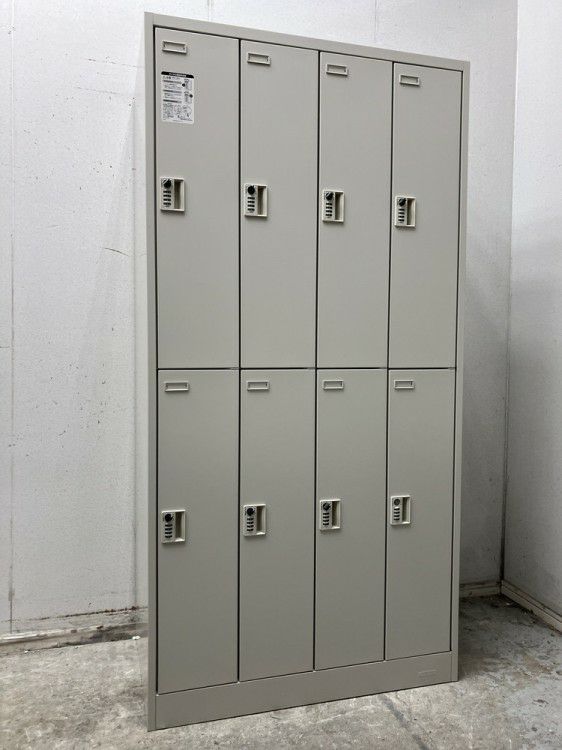 オカムラFZタイプシリーズ 8人用ロッカー 商品画像1
