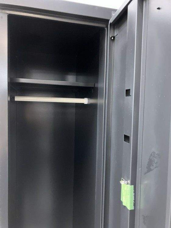 ウチダ（内田洋行）NSHV型シリーズ 2人用ロッカー 商品画像4