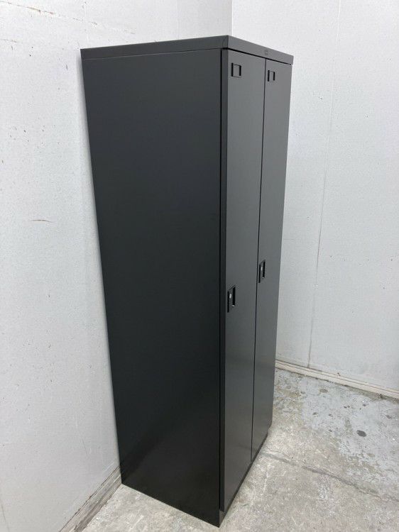 ウチダ（内田洋行）NSHV型シリーズ 2人用ロッカー 商品画像8