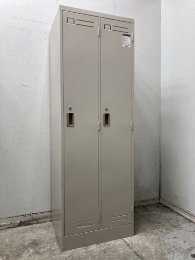 コクヨLKシリーズ　（コクヨ） 2人用ロッカー 商品画像1