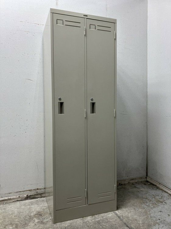 コクヨ2人用ロッカー 商品画像1