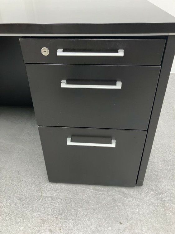 オカムラEX-39シリーズ 1800L型役員デスク 商品画像4