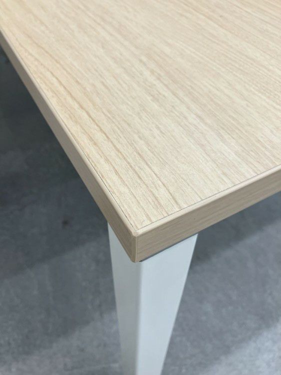 オカムラAption Free(アプションフリー)シリーズ 2400ミーティングテーブル 商品画像9