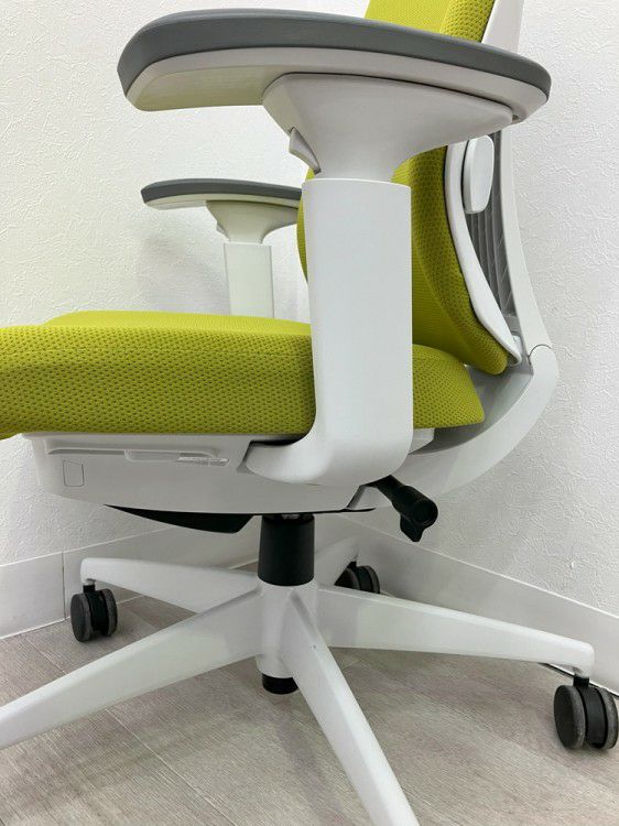 コクヨWizard4（ウィザード4）シリーズ 可動肘付ウィザード4チェア 商品画像11