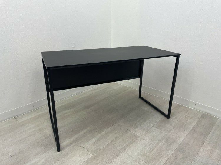 オカムラSOLISTE(ソリスト)シリーズ 1200平デスク 商品画像1