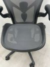 HermanMiller（ハーマンミラー）アーロンチェア 可動肘付アーロンチェア 商品画像7