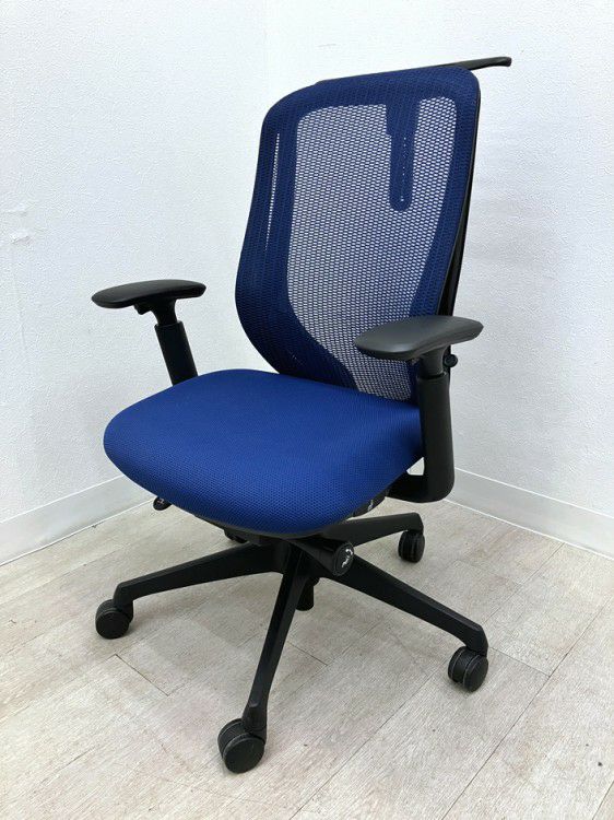 オカムラSylphy(シルフィー)チェア 可動肘付シルフィーチェア 商品画像1