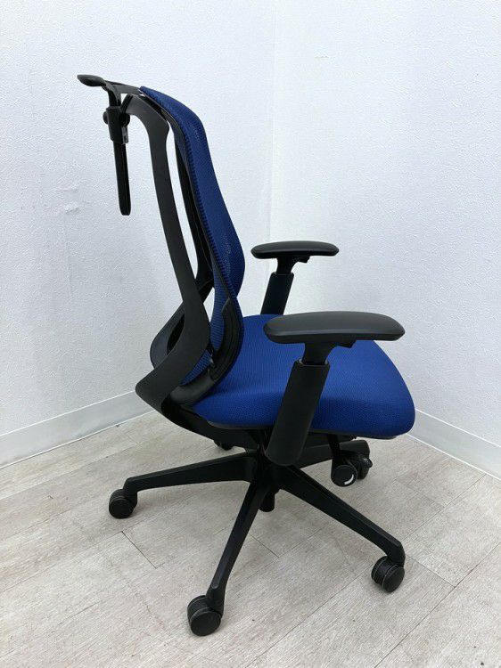 オカムラSylphy(シルフィー)チェア 可動肘付シルフィーチェア 商品画像3