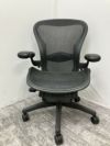 HermanMiller（ハーマンミラー）アーロンチェア 可動肘付アーロンチェア 商品画像2