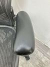HermanMiller（ハーマンミラー）アーロンチェア 可動肘付アーロンチェア 商品画像7
