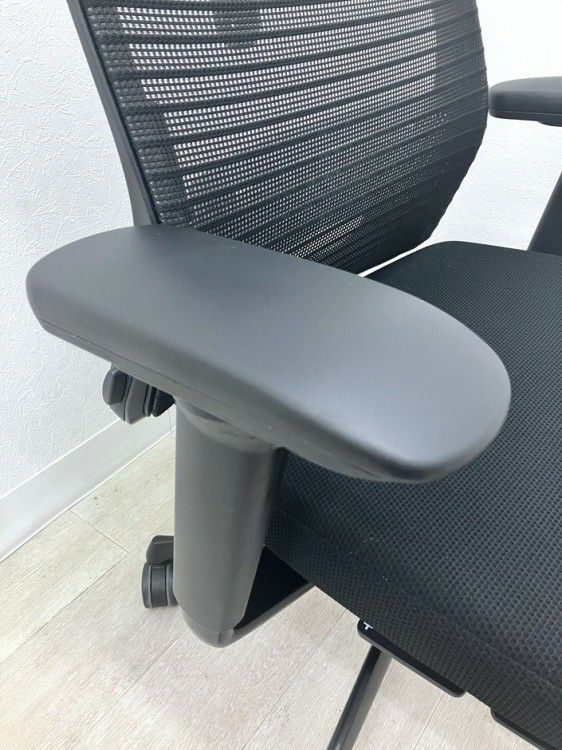 オカムラChoral（コーラル）チェア 可動肘付コーラルチェア 商品画像6