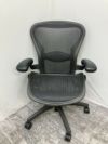 HermanMiller（ハーマンミラー）アーロンチェア 固定肘付アーロンチェア 商品画像3