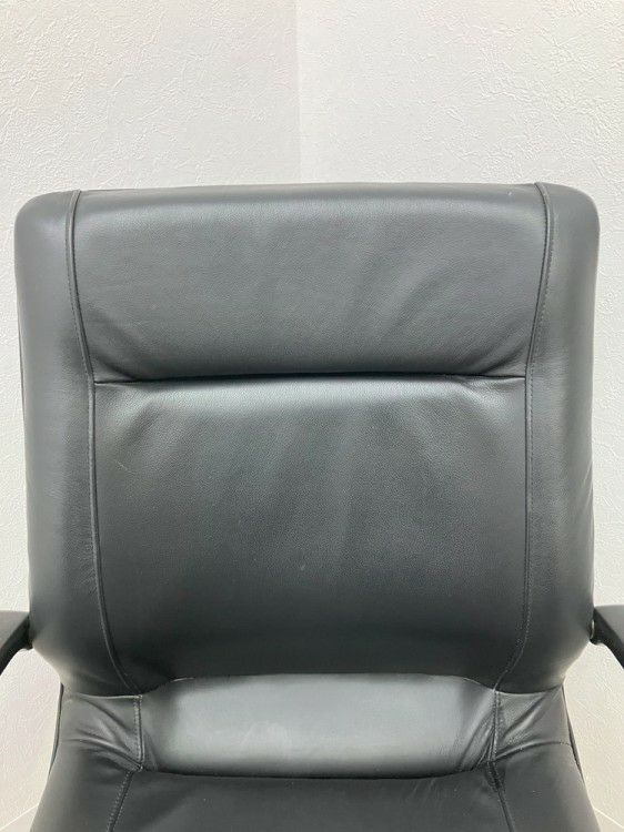 オカムラCEシリーズ 役員チェア 商品画像6