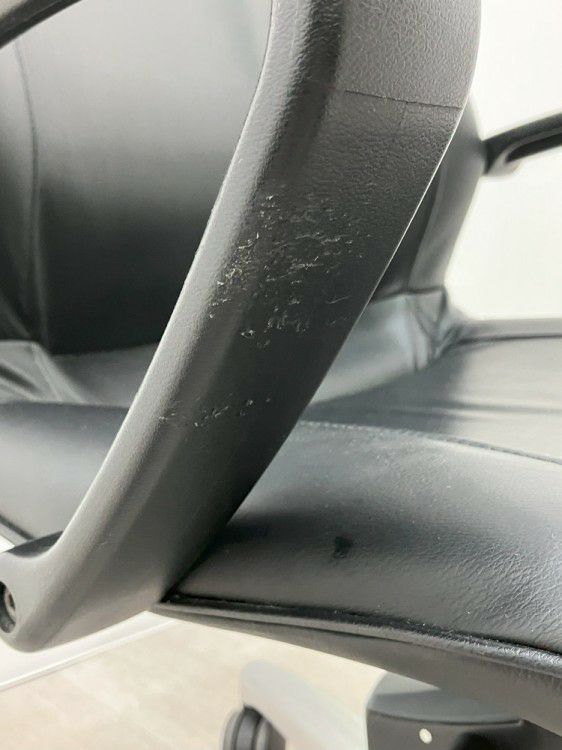 オカムラCEシリーズ 役員チェア 商品画像17