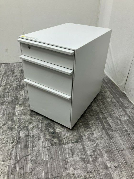 ウチダ（内田洋行）3段インサイドワゴン 商品画像1