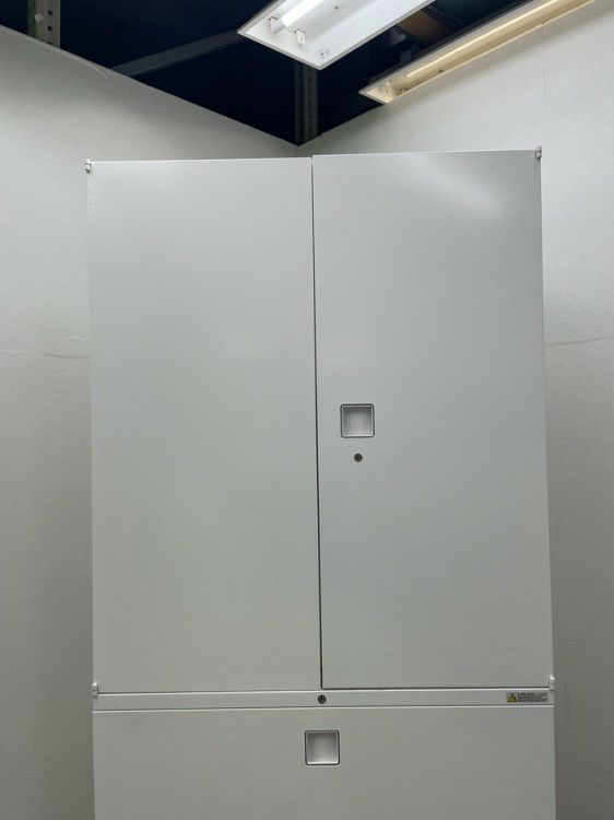 オカムラレクトラインシリーズ 両開きラテラル上下書庫 商品画像4