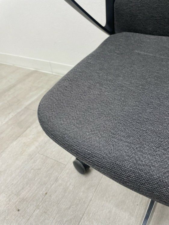 オカムラmode(モード)シリーズ 固定肘付モードチェア 商品画像10