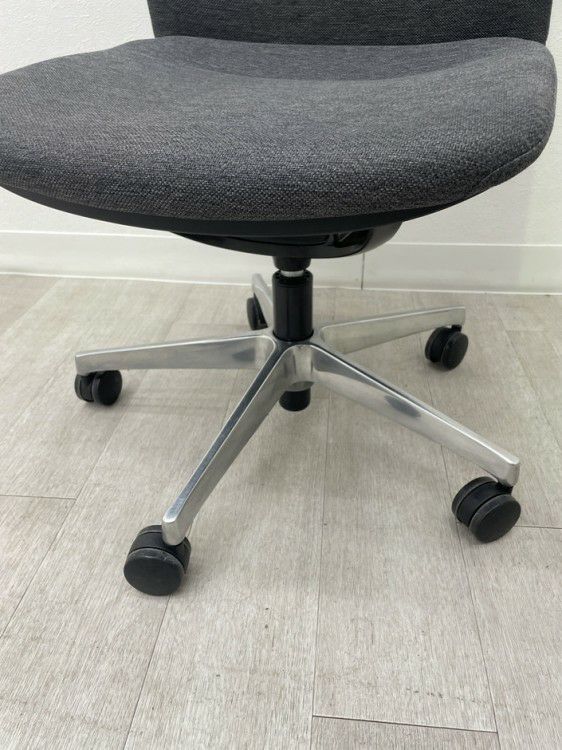 オカムラmode(モード)シリーズ モードチェア 商品画像7