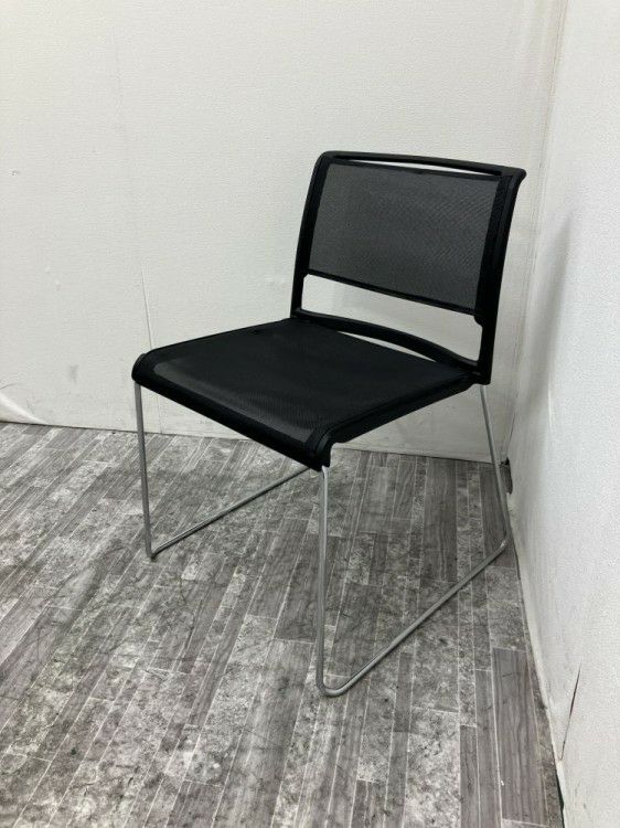 ウィルクハーン Wilkhahn スタッキングチェア ALINE 230/2