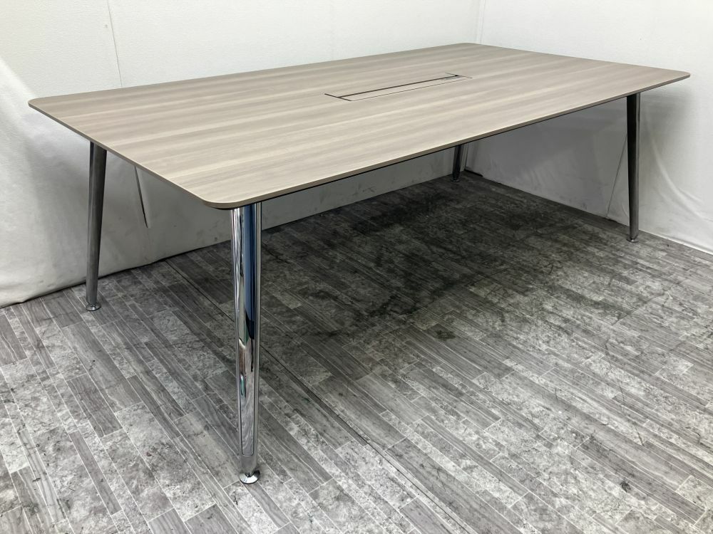 オカムラプリシード（PRESEDE）シリーズ 2100ミーティングテーブル 商品画像1