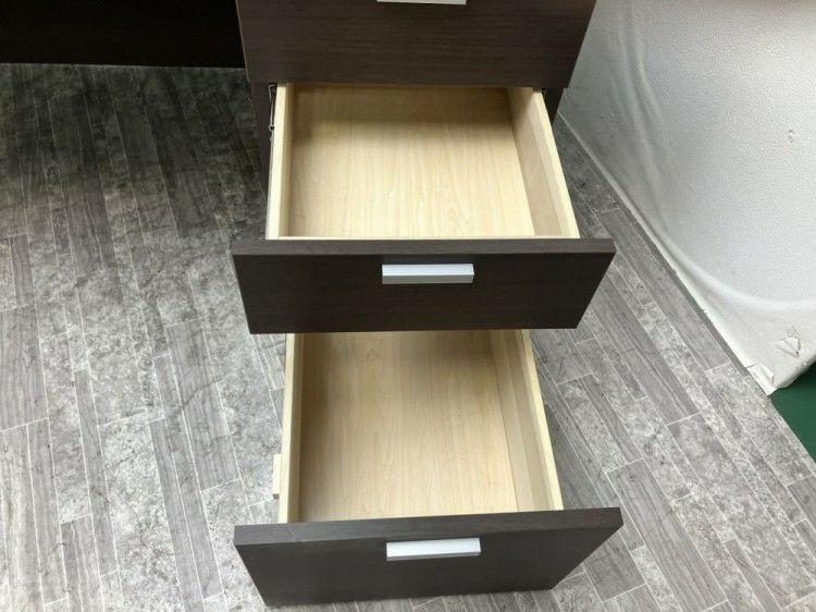 コクヨマネージメント550シリーズ 役員室用1800両袖デスク 商品画像5