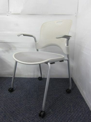 HermanMiller 肘付ケイパーチェア4脚セット
