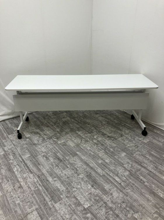 アールエフヤマカワ1800サイドスタックテーブル 商品画像1