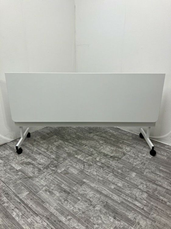 アールエフヤマカワ1800サイドスタックテーブル 商品画像4