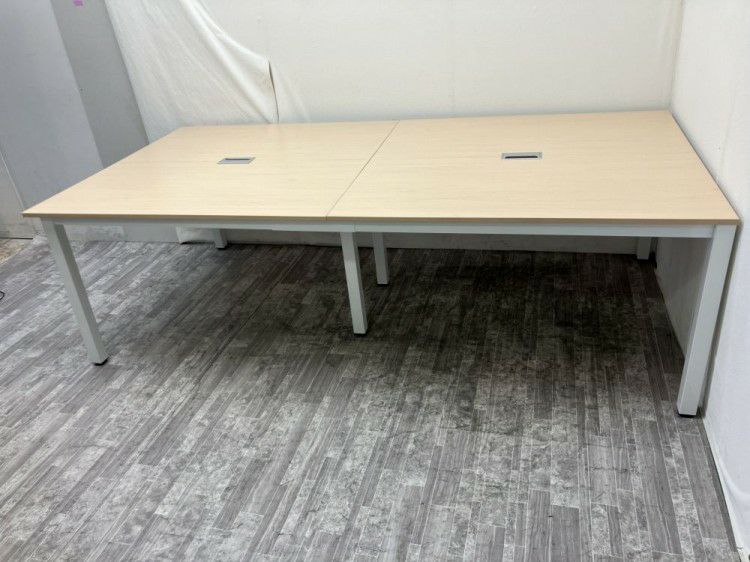 2400ミーティングテーブル 商品画像1