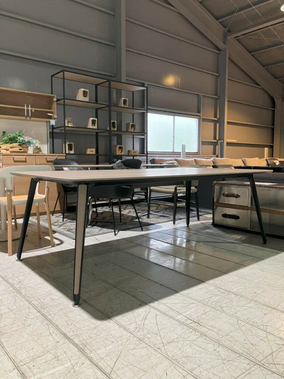 オカムラプリシード（PRESEDE）シリーズ 2100ミーティングテーブル 商品画像4