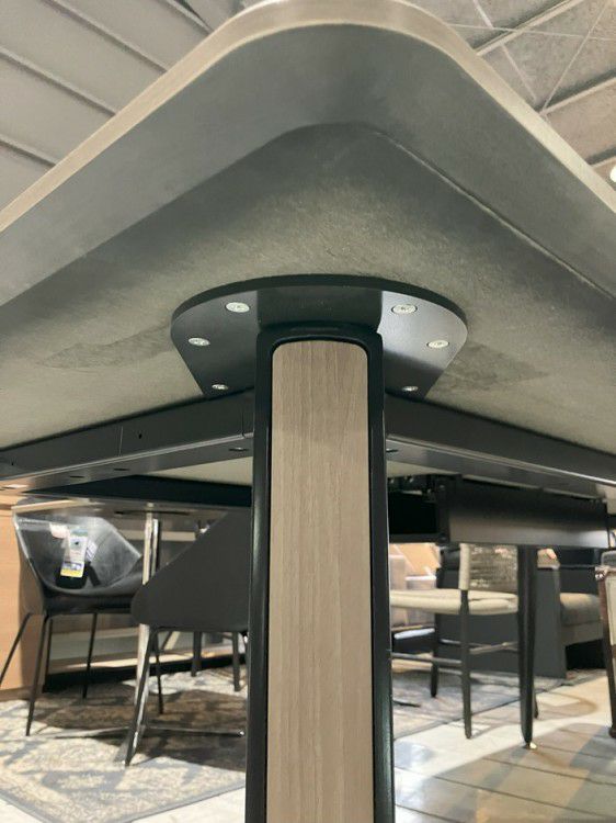 オカムラプリシード（PRESEDE）シリーズ 2100ミーティングテーブル 商品画像10