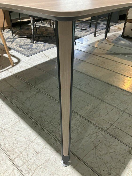 オカムラプリシード（PRESEDE）シリーズ 2100ミーティングテーブル 商品画像11