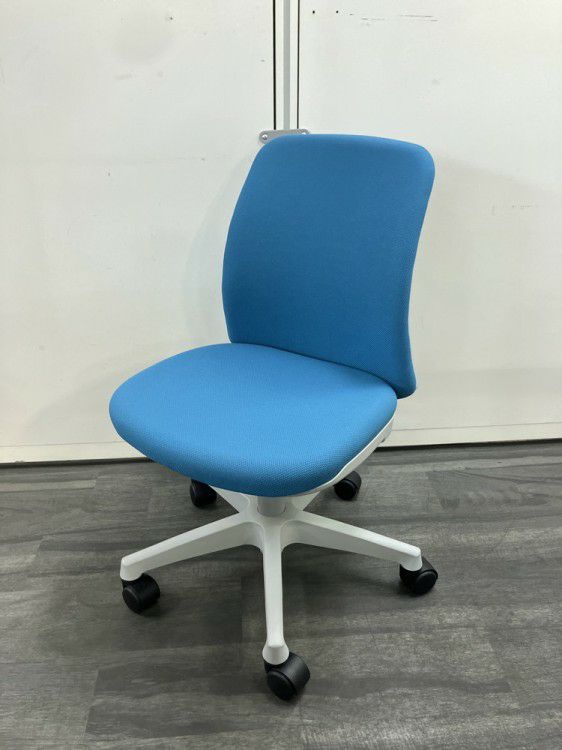 ライオンNo.480シリーズ OAチェア 商品画像1