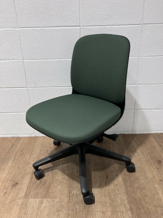 イトーキトルテU(torteU)シリーズ トルテUチェア 商品画像1