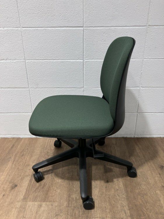 イトーキトルテU(torteU)シリーズ トルテUチェア 商品画像3