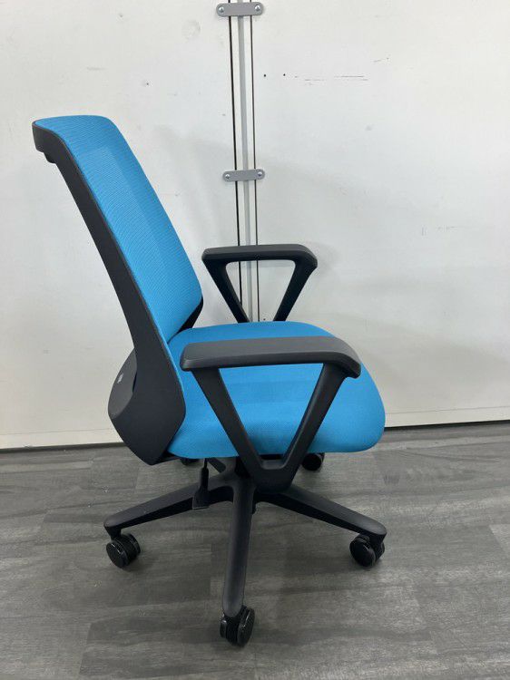 イトーキnona(ノナ)シリーズ 固定肘付ノナチェア 商品画像5