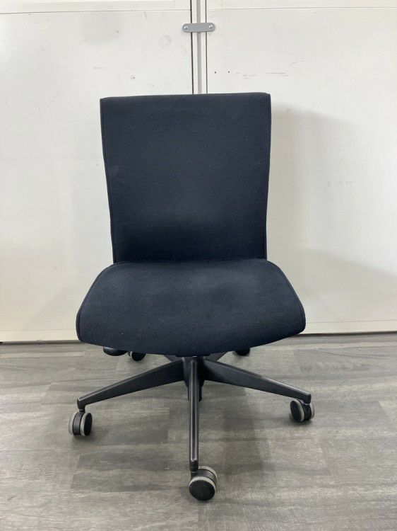 コクヨPUNTO(プント)チェア プントチェア 商品画像2