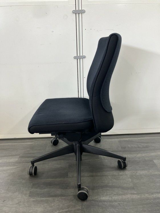 コクヨPUNTO(プント)チェア プントチェア 商品画像3