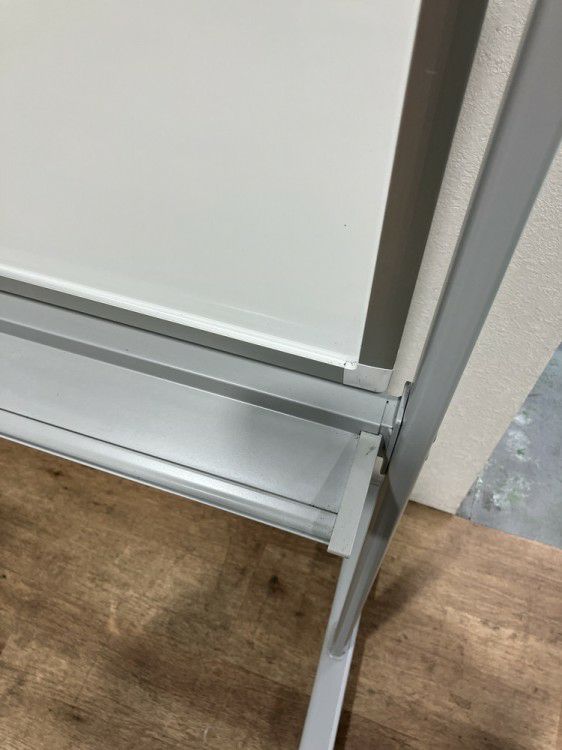 コクヨ1800脚付ホワイトボード 商品画像3